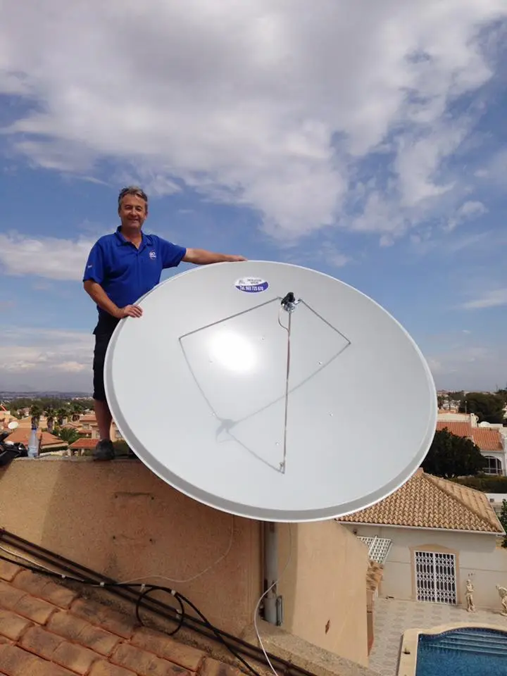 1.9-prime-focus-satellite-dish-installation-3 1.9-prime-focus-satellite-dish-installation-3